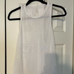 Lululemon white striped mesh split back tank size 6